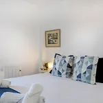 Balmins White By Hello Homes * Сиджес
