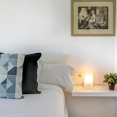 Balmins White By Hello Homes Сиджес