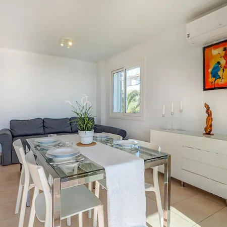 Balmins White By Hello Homes * Sitges