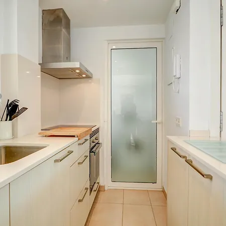 Lägenhet Balmins White By Hello Homes