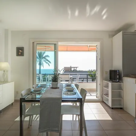 Balmins White By Hello Homes *