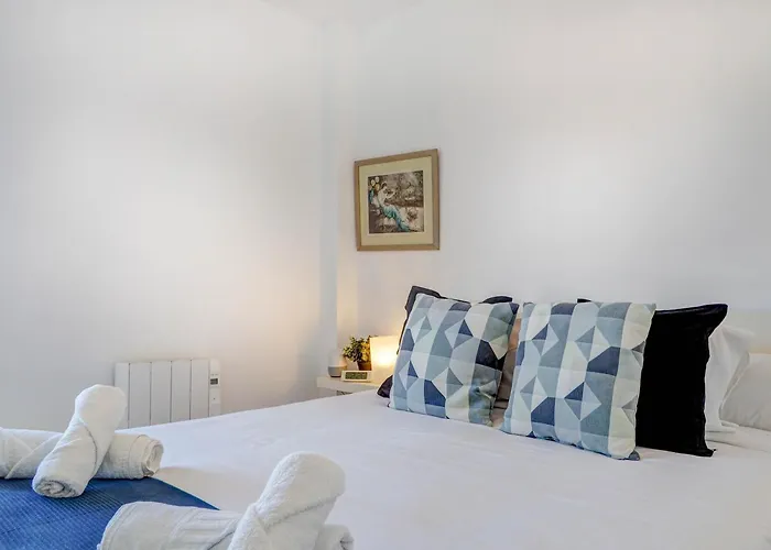 Balmins White By Hello Homes * Σίτζες