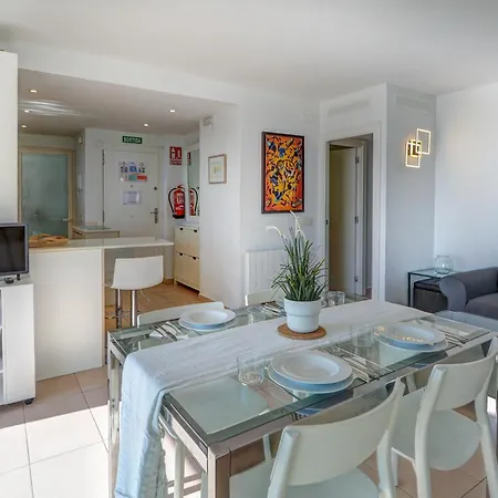 Balmins White By Hello Homes Appartement Sitges