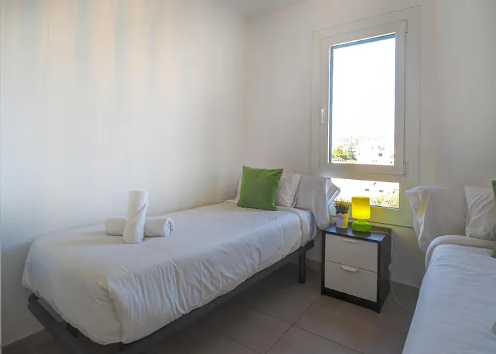 Balmins White By Hello Homes Appartement Sitges